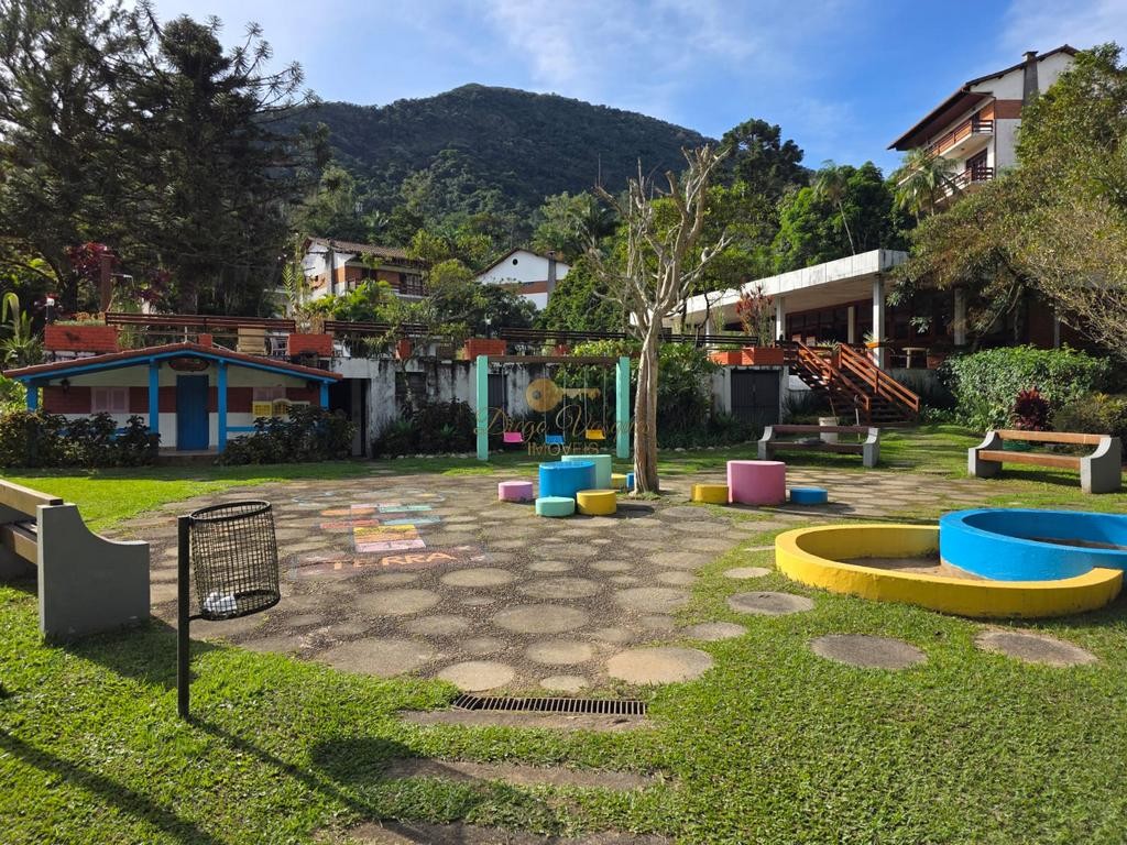 Casa de Condomínio para alugar com 4 quartos, 330m² - Foto 45