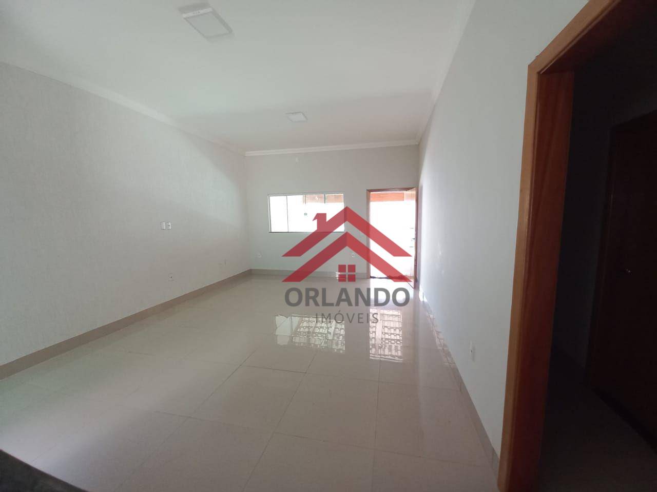 Casa à venda com 3 quartos, 160m² - Foto 2