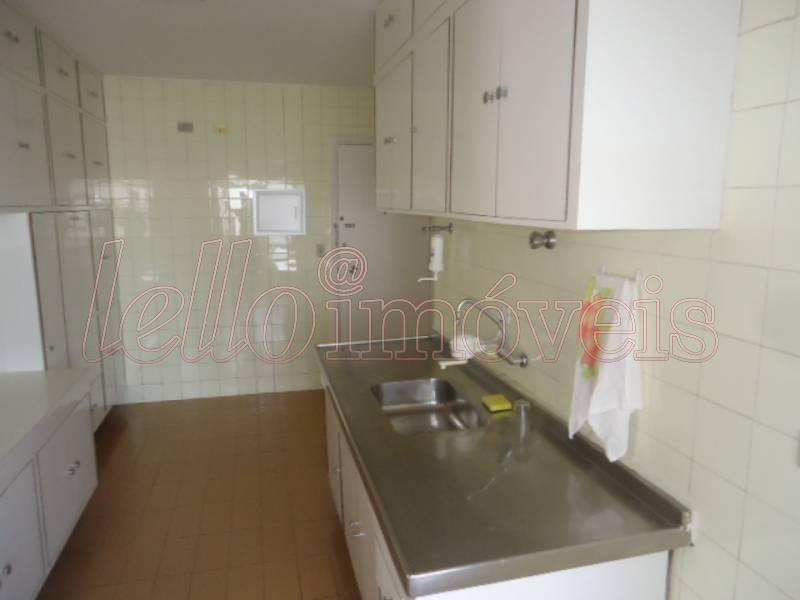 Apartamento para alugar com 2 quartos, 130m² - Foto 14