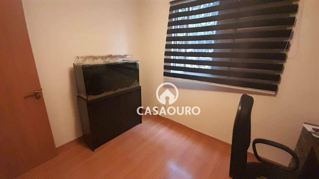 Apartamento à venda com 3 quartos, 130m² - Foto 5