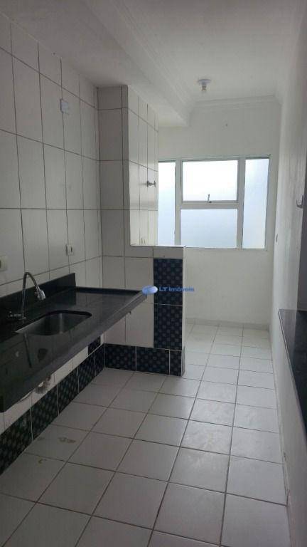 Apartamento para alugar com 3 quartos, 100m² - Foto 15