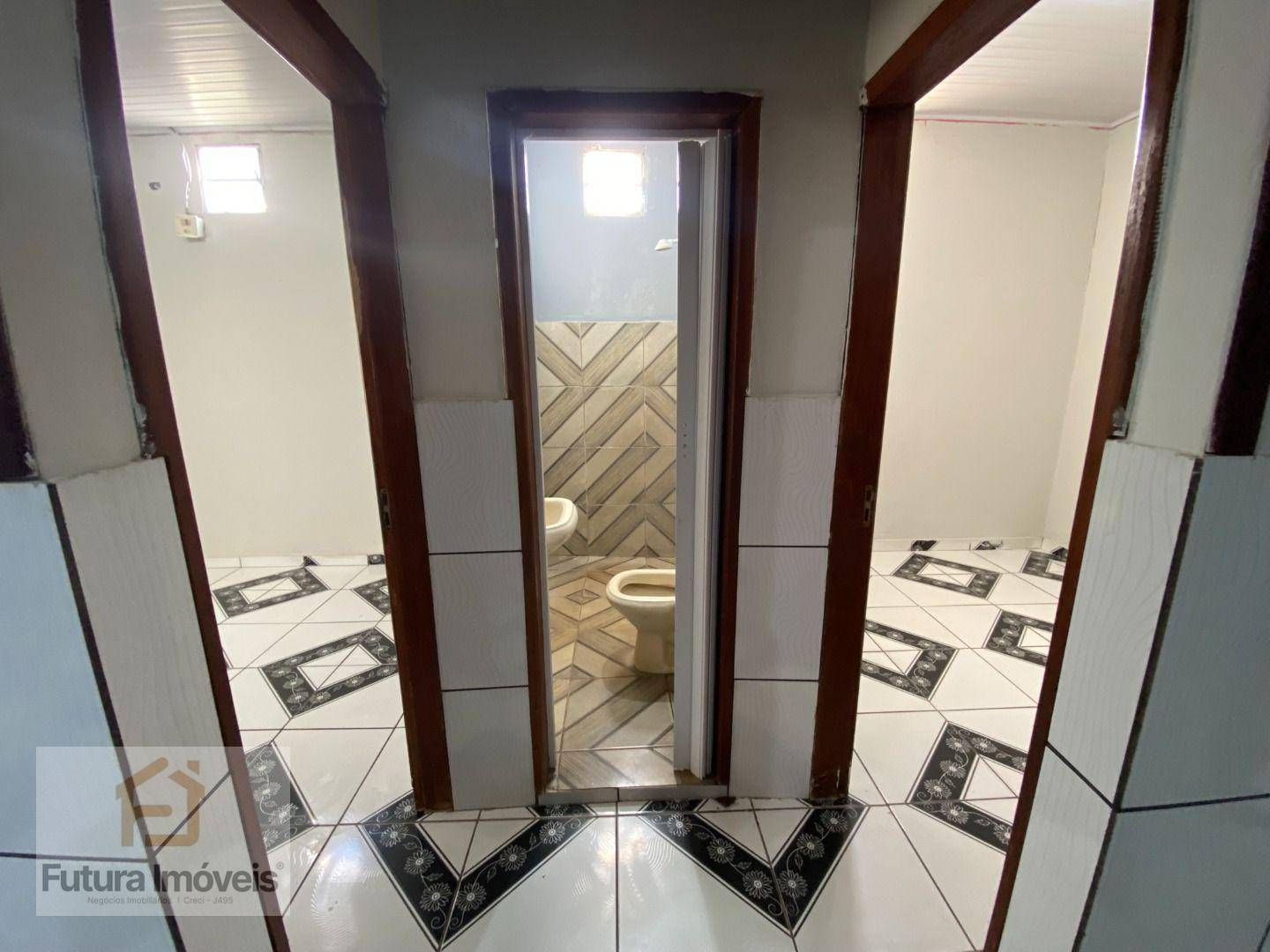 Casa à venda com 3 quartos, 75m² - Foto 10