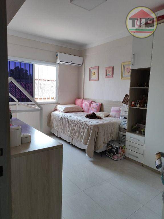 Apartamento à venda com 3 quartos, 140m² - Foto 12