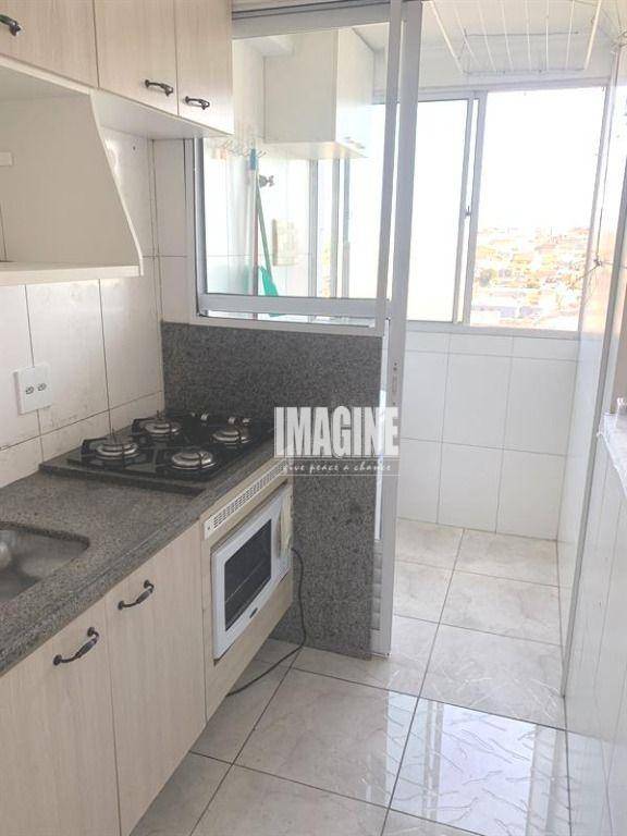 Apartamento à venda com 2 quartos, 50m² - Foto 9