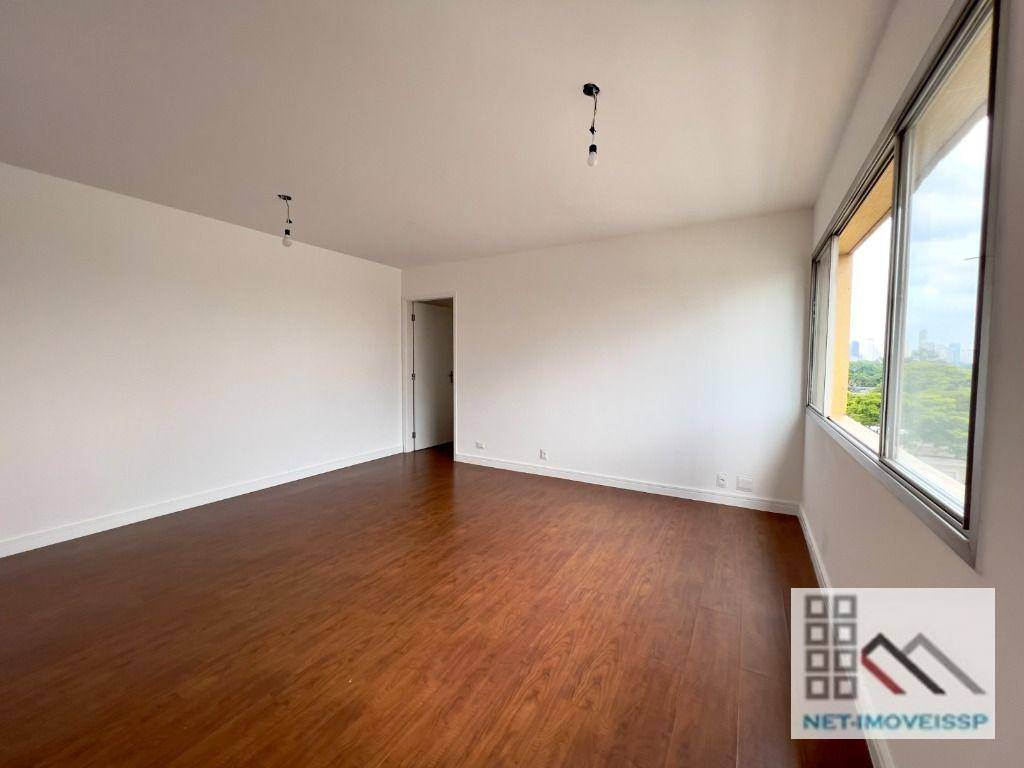 Apartamento à venda com 2 quartos, 85m² - Foto 2