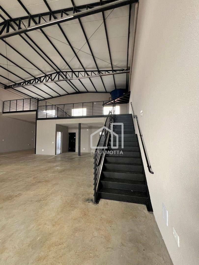 Depósito-Galpão-Armazém à venda e aluguel, 360m² - Foto 1