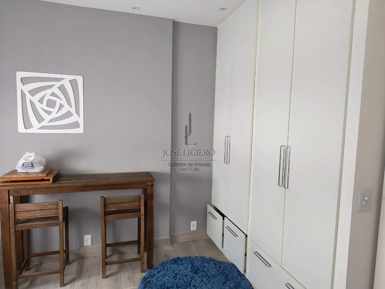 Apartamento à venda com 2 quartos, 75m² - Foto 11