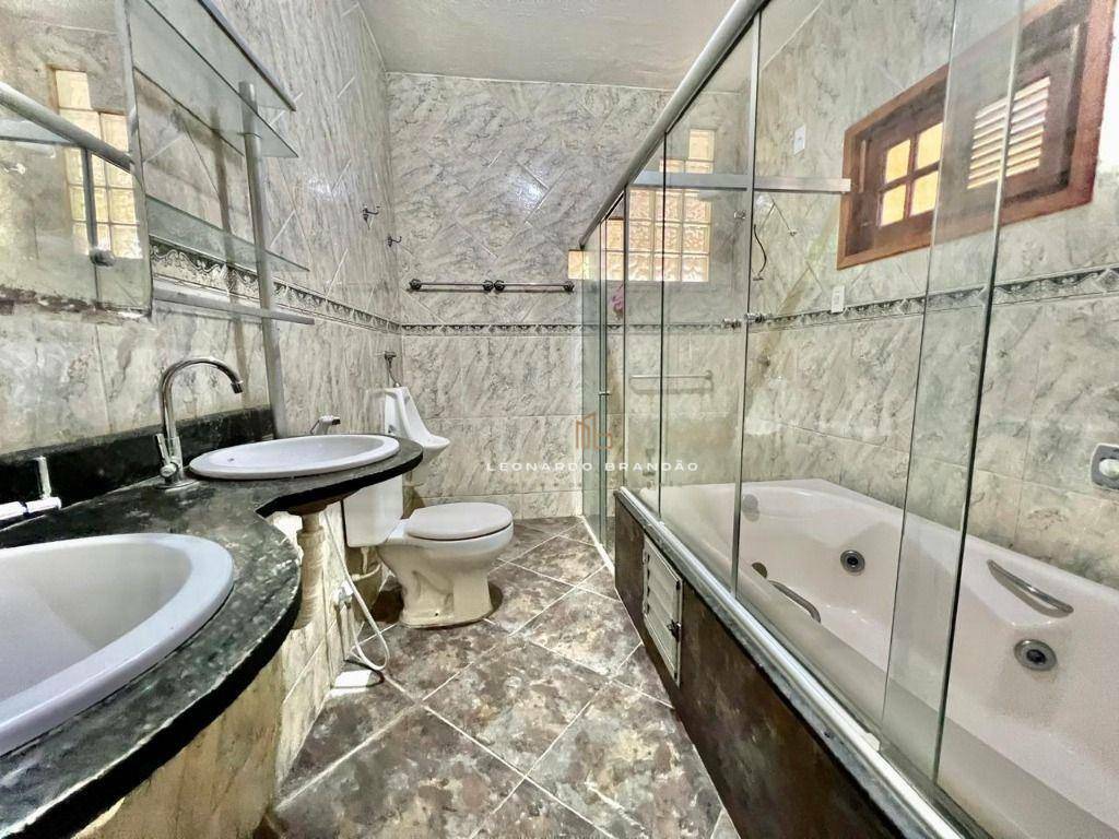 Casa à venda com 9 quartos, 521m² - Foto 27