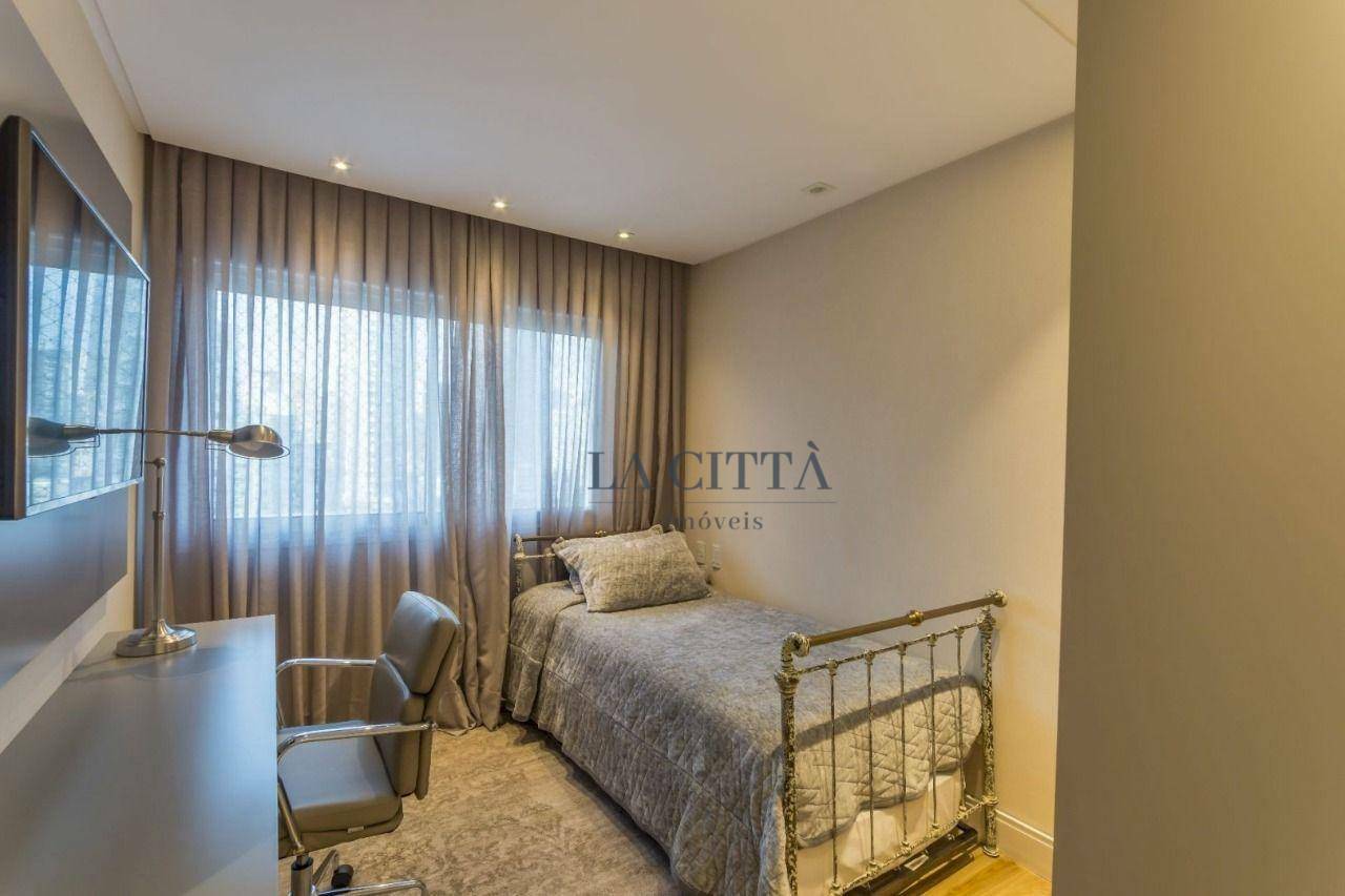 Apartamento à venda com 4 quartos, 191m² - Foto 27