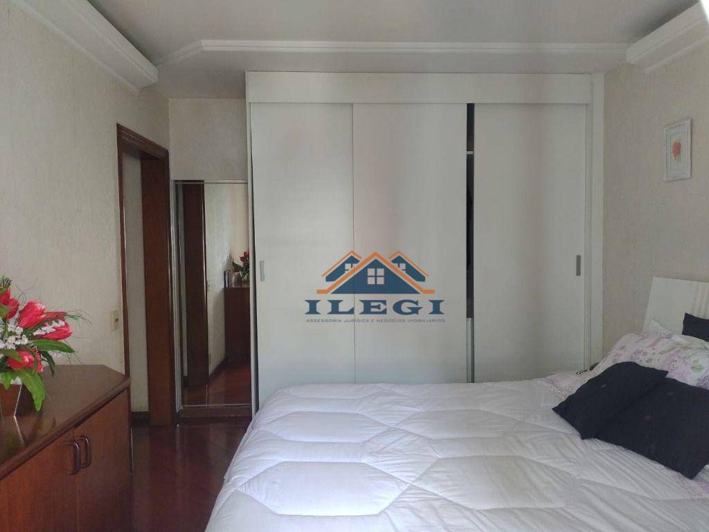 Apartamento à venda com 4 quartos, 188m² - Foto 14