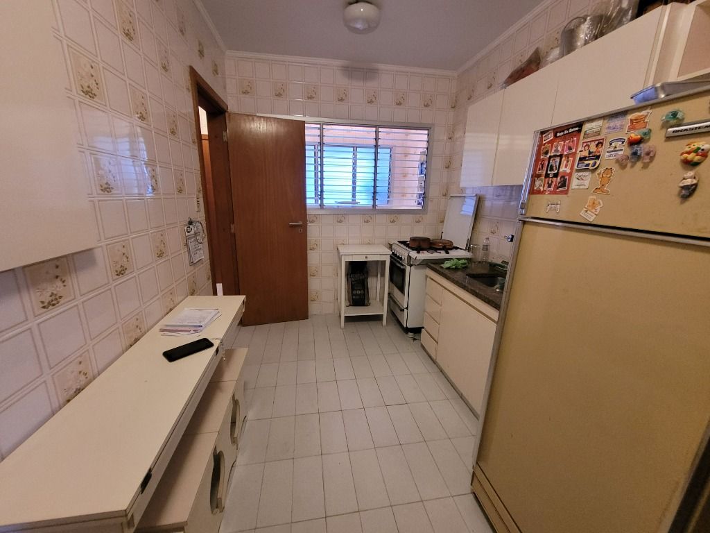 Apartamento à venda com 1 quarto, 60m² - Foto 11