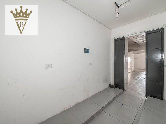 Casa à venda e aluguel com 3 quartos, 220m² - Foto 19