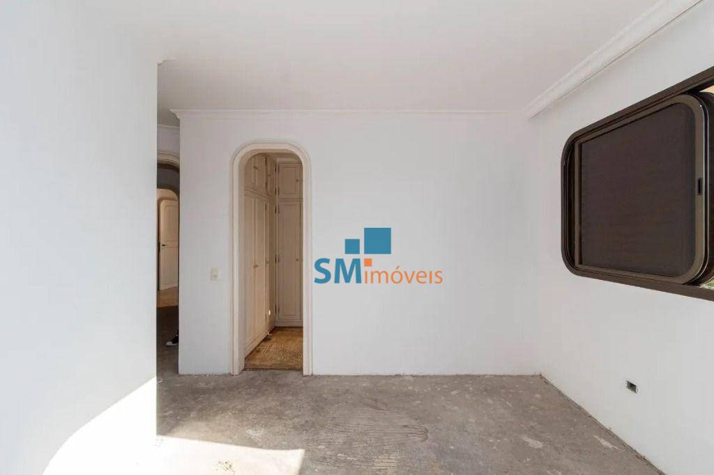 Apartamento à venda com 4 quartos, 231m² - Foto 16