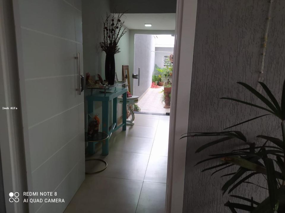 Casa à venda com 4 quartos, 150m² - Foto 4