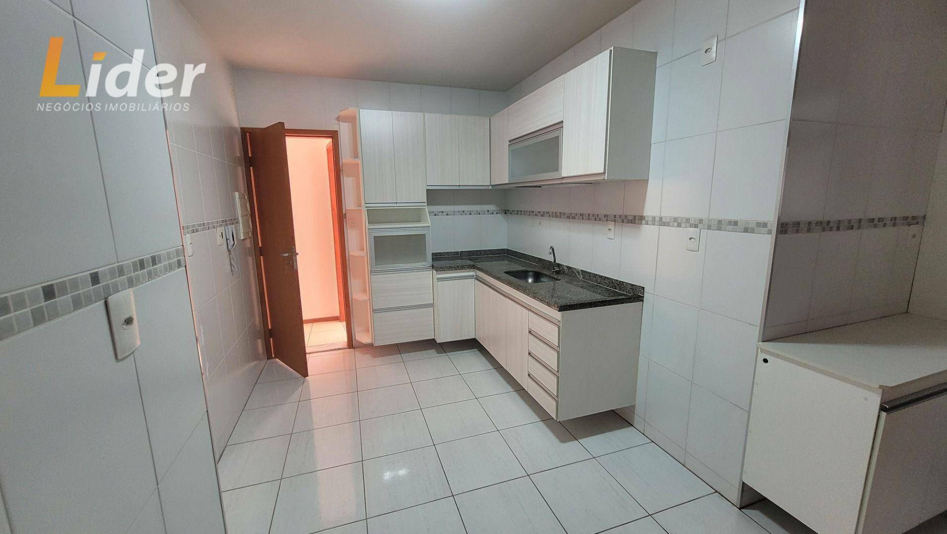 Apartamento à venda com 3 quartos, 118m² - Foto 16