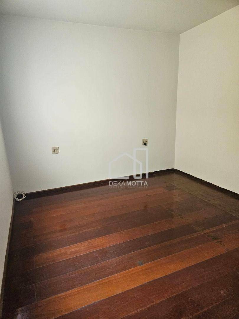 Apartamento à venda com 3 quartos, 117m² - Foto 2