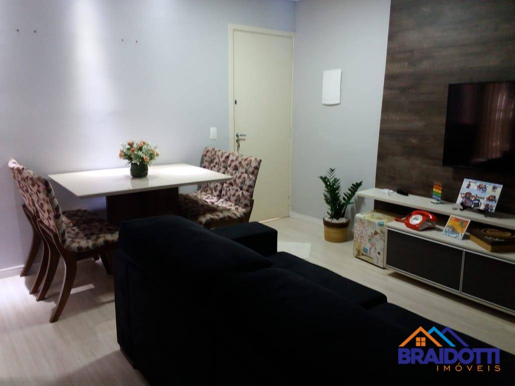 Apartamento à venda com 3 quartos, 60m² - Foto 2