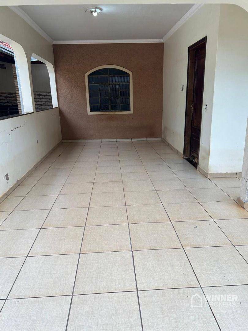 Casa à venda e aluguel com 3 quartos, 150m² - Foto 8