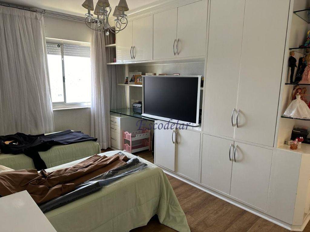 Apartamento à venda com 3 quartos, 197m² - Foto 21