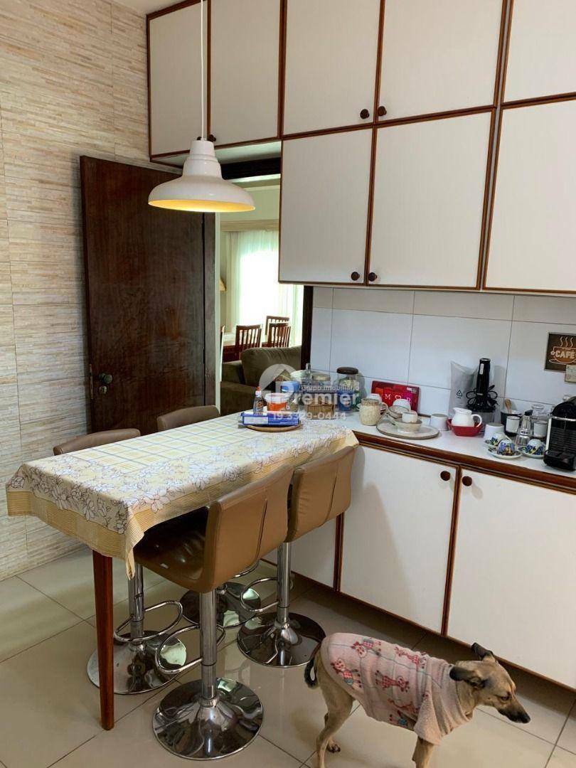 Casa à venda com 3 quartos, 139m² - Foto 9