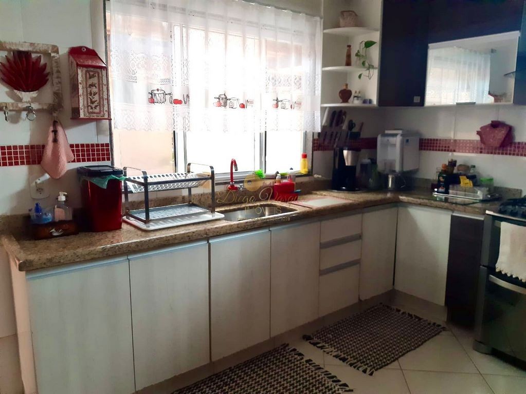 Casa de Condomínio à venda com 4 quartos, 320m² - Foto 9