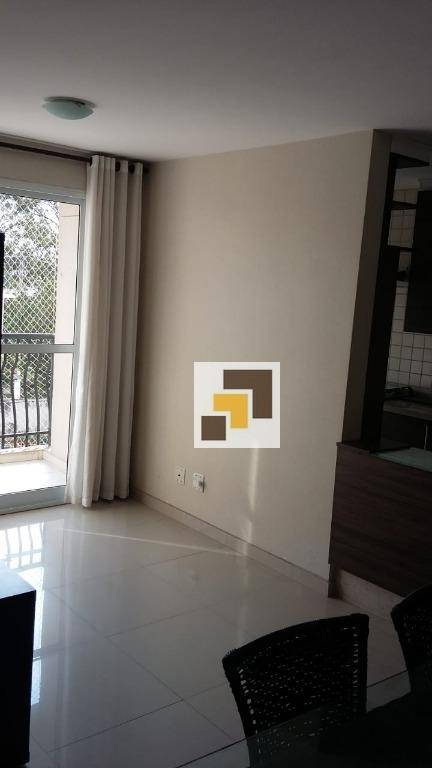 Apartamento à venda com 2 quartos, 57m² - Foto 6