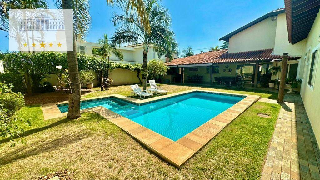 Casa de Condomínio à venda com 4 quartos, 340m² - Foto 1