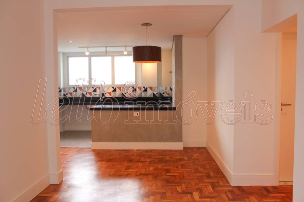 Apartamento à venda com 3 quartos, 207m² - Foto 3