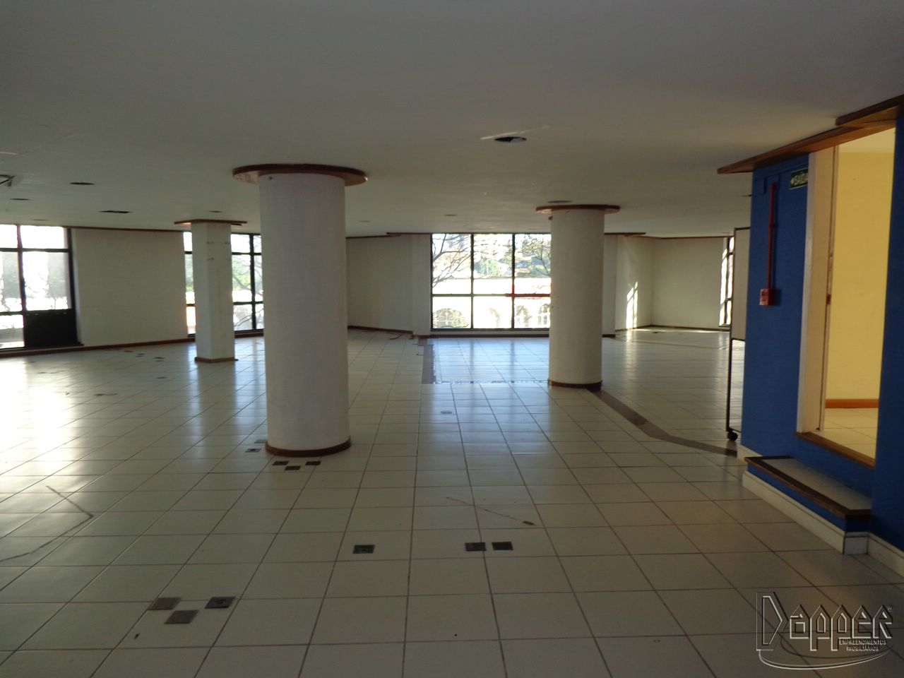 Loja-Salão para alugar, 1000m² - Foto 11