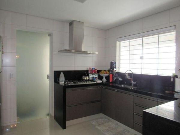 Sobrado à venda com 4 quartos, 275m² - Foto 18