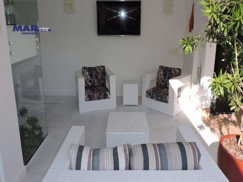 Casa à venda com 6 quartos, 550m² - Foto 26