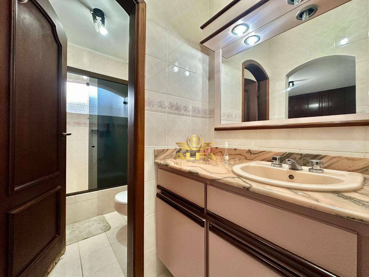 Casa de Condomínio à venda com 4 quartos, 510m² - Foto 30