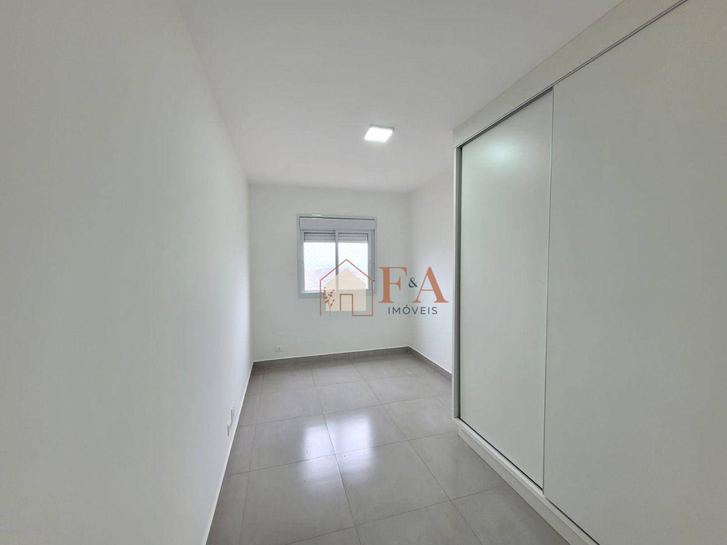 Apartamento à venda com 2 quartos, 66m² - Foto 14