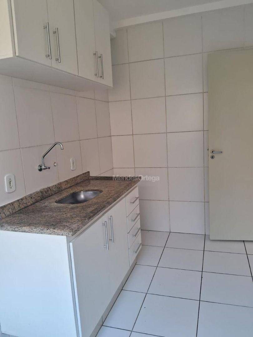 Apartamento para alugar com 2 quartos, 55m² - Foto 13