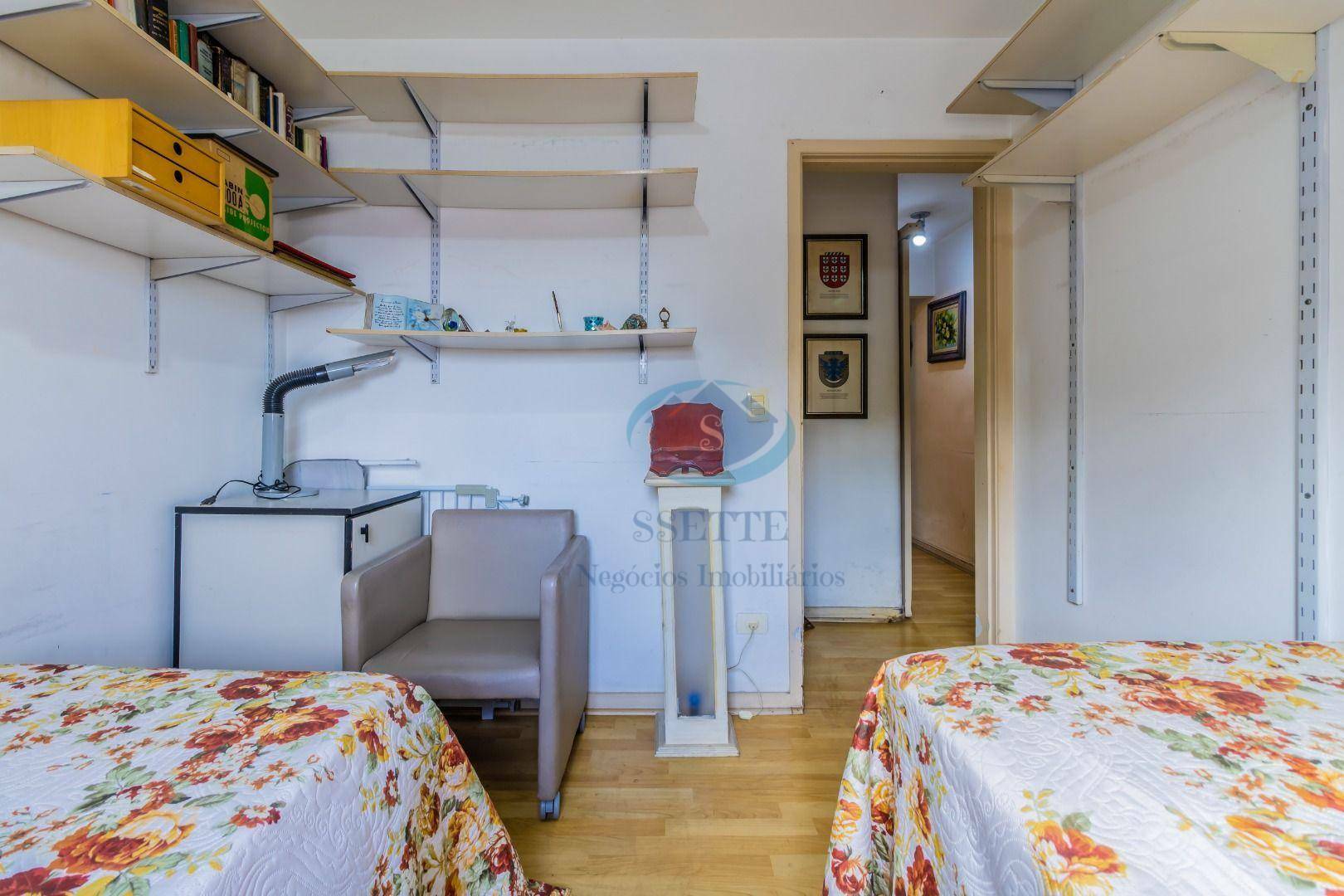 Apartamento à venda com 4 quartos, 127m² - Foto 13