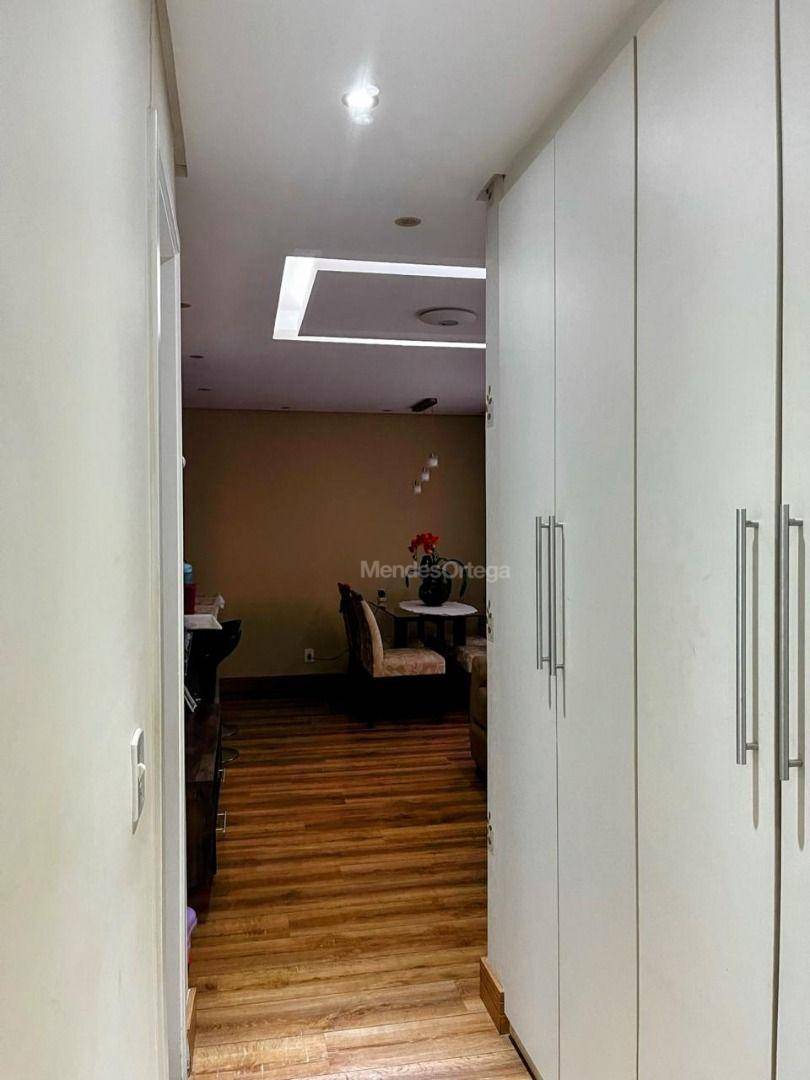 Apartamento à venda com 3 quartos, 86m² - Foto 4