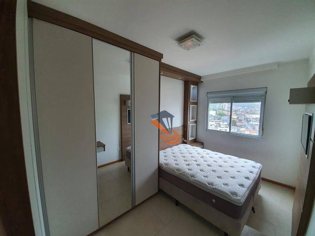 Apartamento à venda com 2 quartos, 75m² - Foto 13