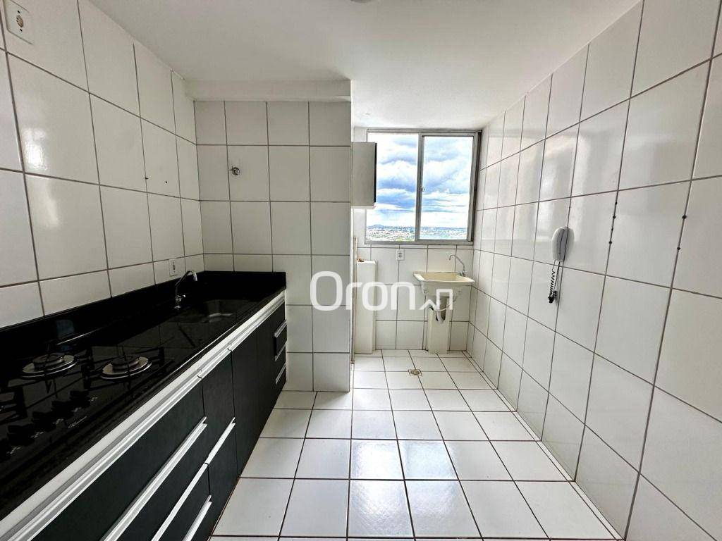 Apartamento à venda com 3 quartos, 72m² - Foto 2