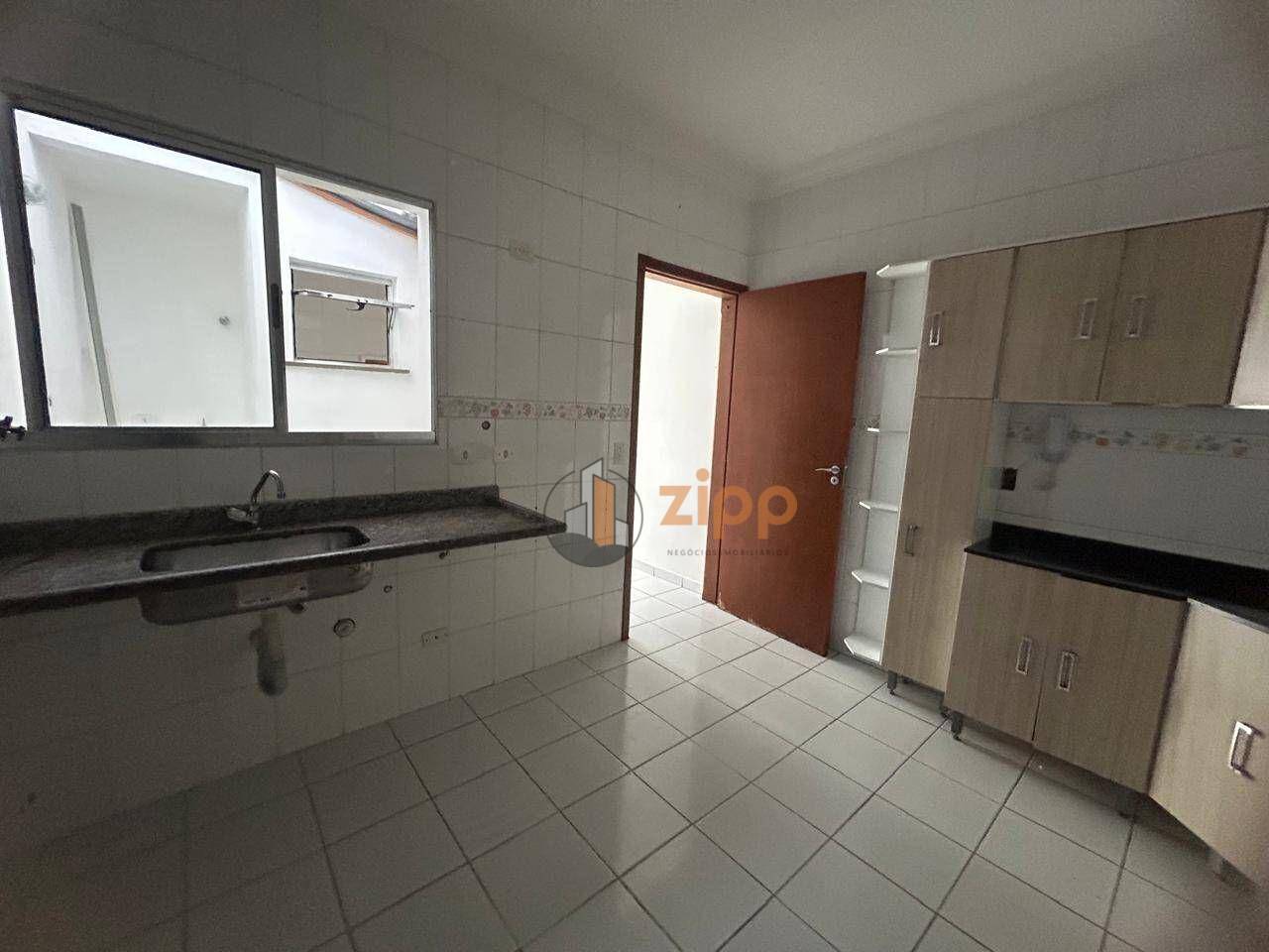 Sobrado para alugar com 2 quartos, 70m² - Foto 18