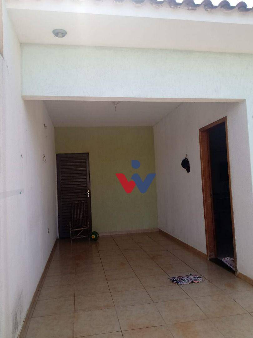 Casa à venda com 3 quartos, 110m² - Foto 3