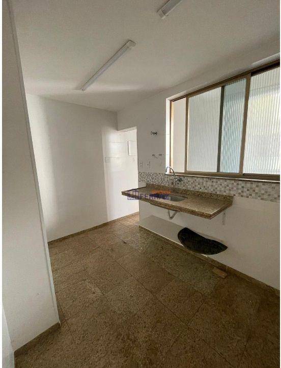 Apartamento à venda com 3 quartos, 100m² - Foto 12