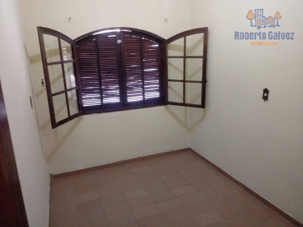 Casa à venda com 3 quartos, 62m² - Foto 5