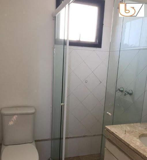 Apartamento para alugar com 3 quartos, 98m² - Foto 13