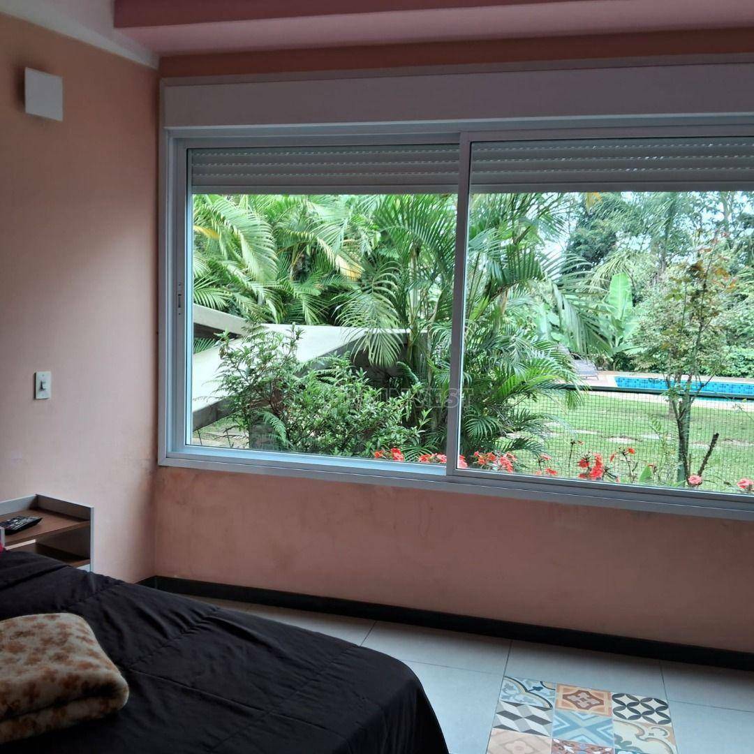 Casa de Condomínio à venda com 3 quartos, 295m² - Foto 28