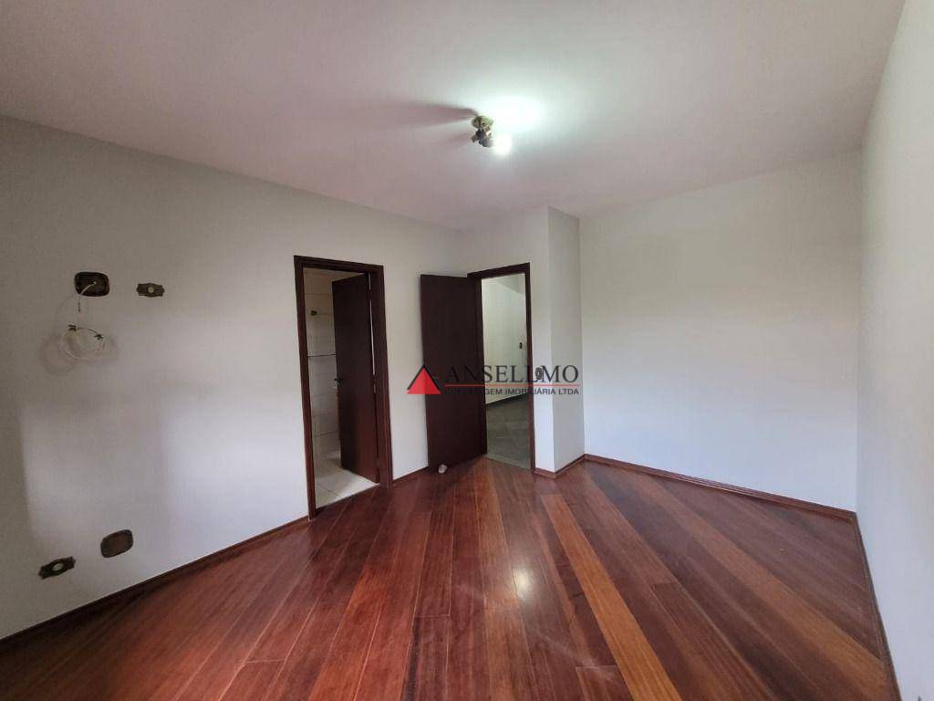 Casa à venda com 4 quartos, 267m² - Foto 17