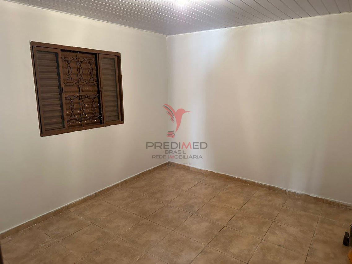 Casa à venda com 2 quartos, 30m² - Foto 3