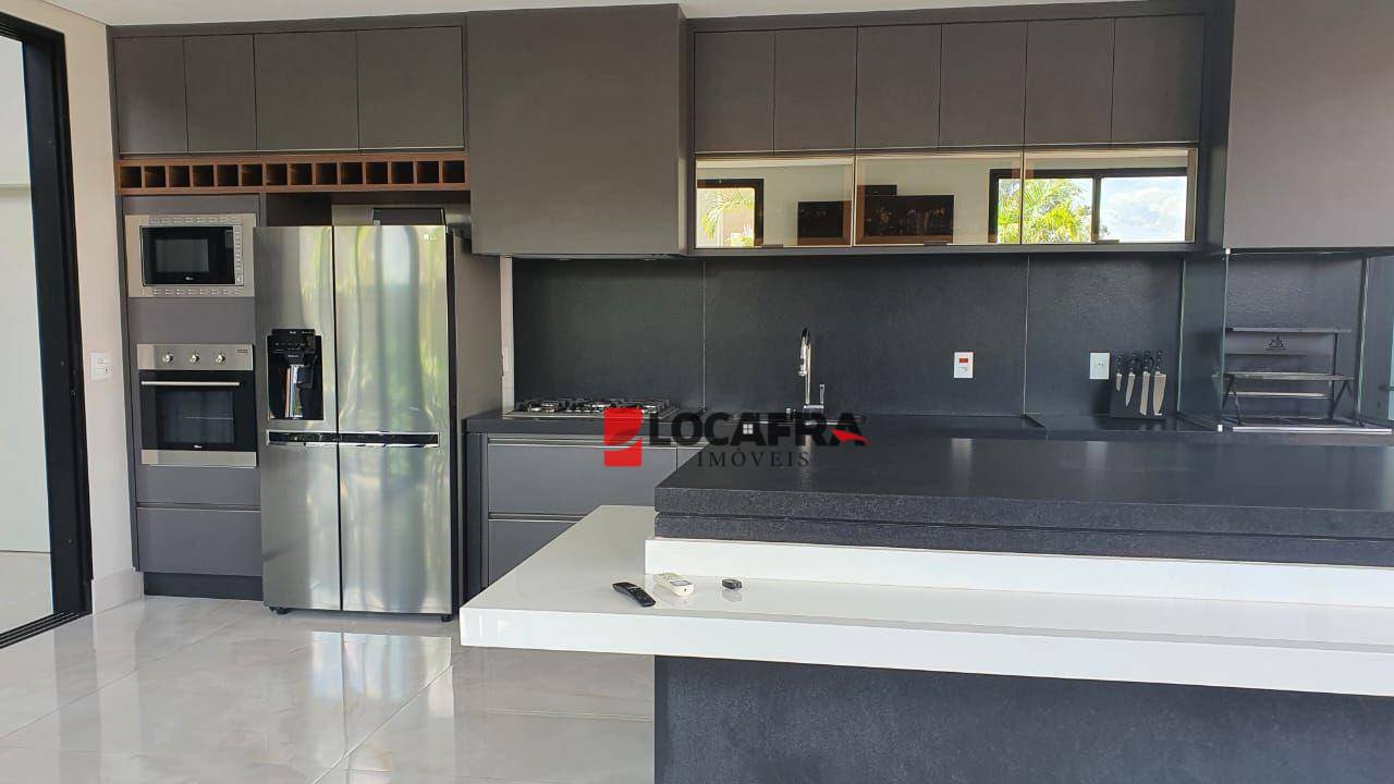 Casa de Condomínio à venda com 3 quartos, 240m² - Foto 9