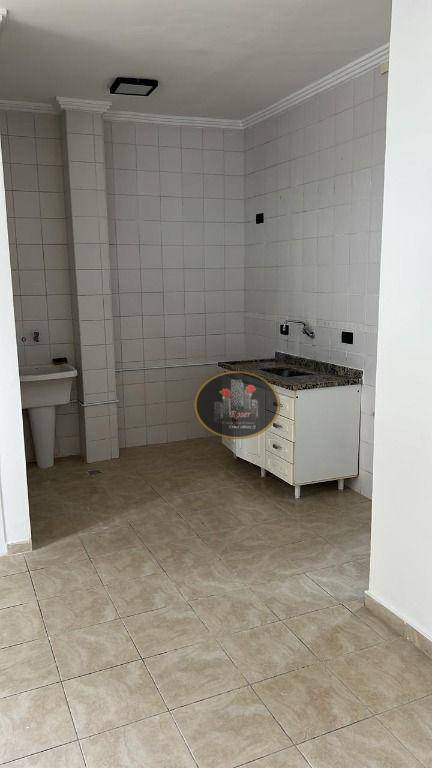 Apartamento para alugar com 2 quartos, 70m² - Foto 4