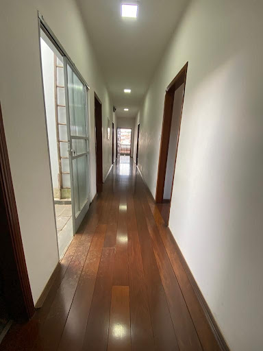 Casa à venda com 5 quartos, 172m² - Foto 11