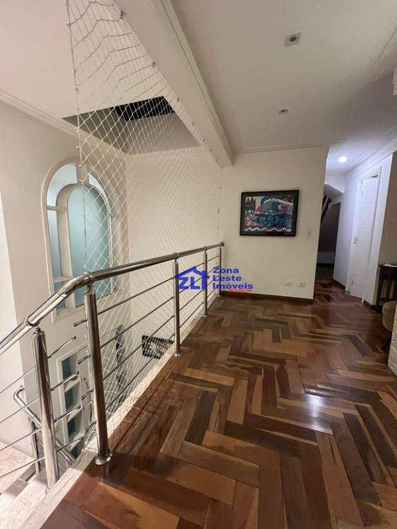 Sobrado à venda com 4 quartos, 350m² - Foto 62